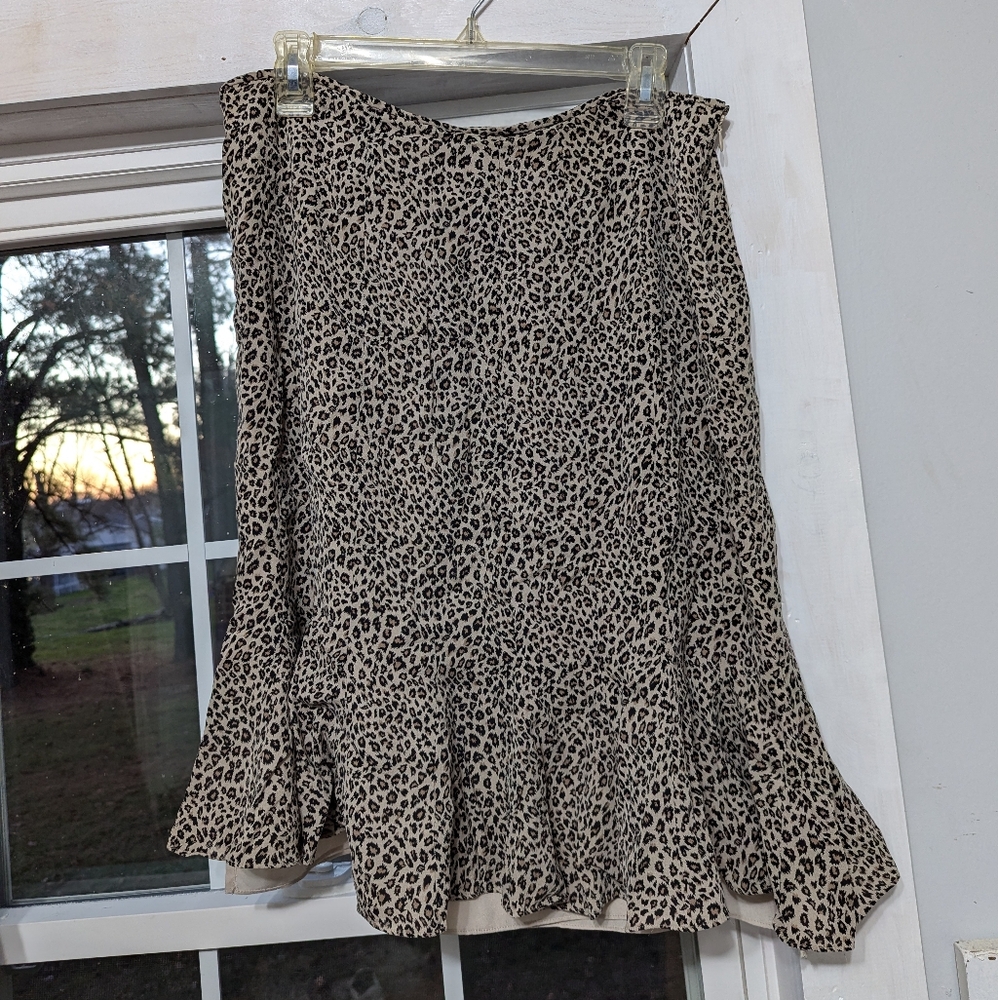 Leopard print skirt